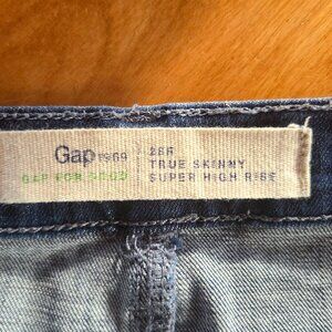GAP Jeans True skinny super high rise size 28R